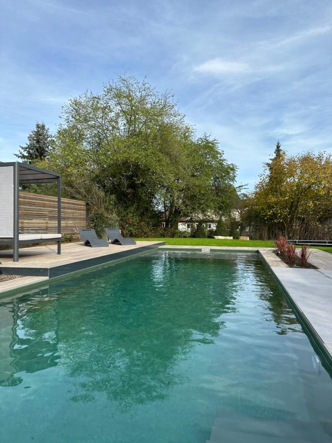 Stadtvilla Mit Pool Jestetten Extérieur photo