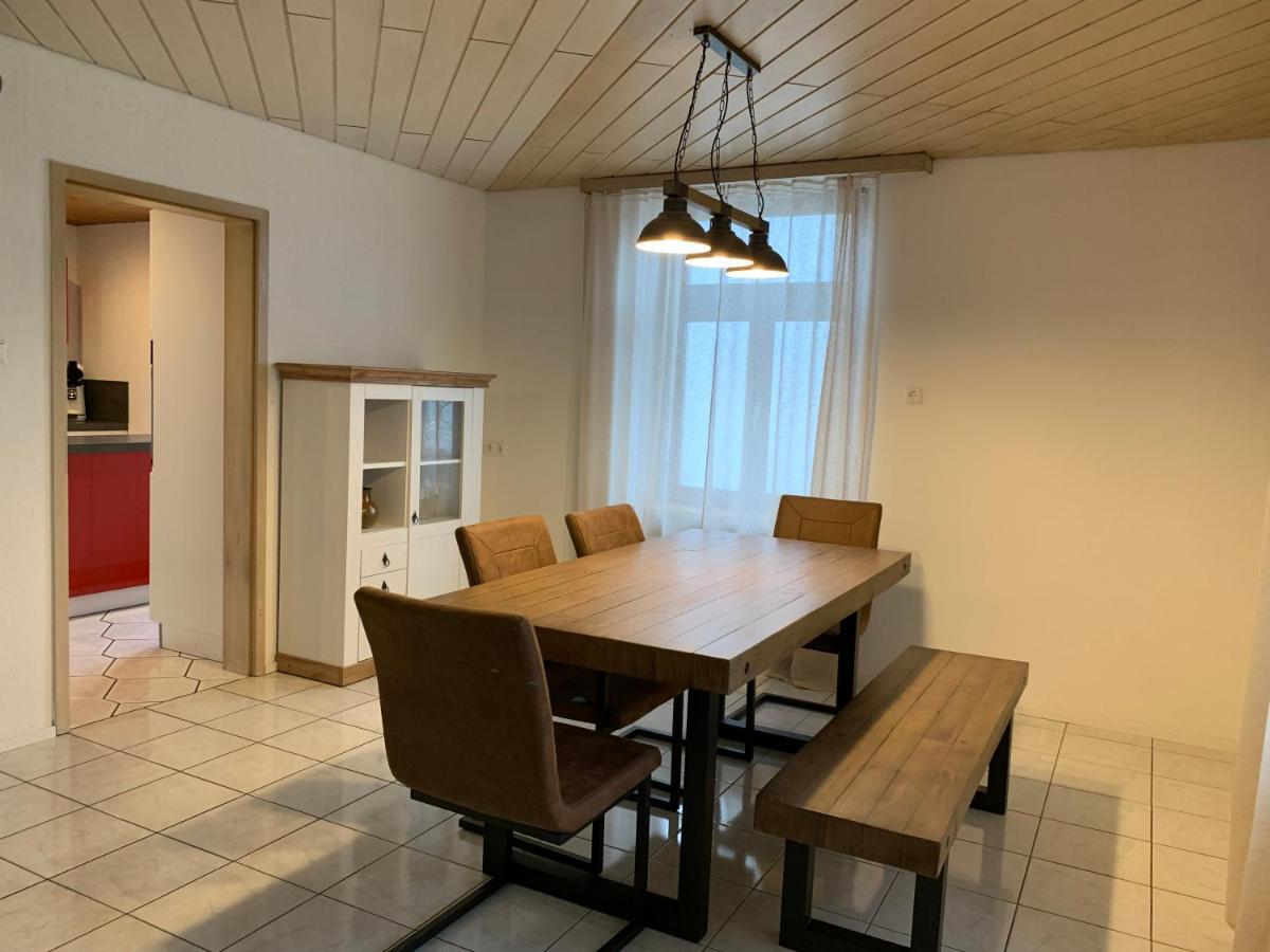 Stadtvilla Mit Pool Jestetten Extérieur photo